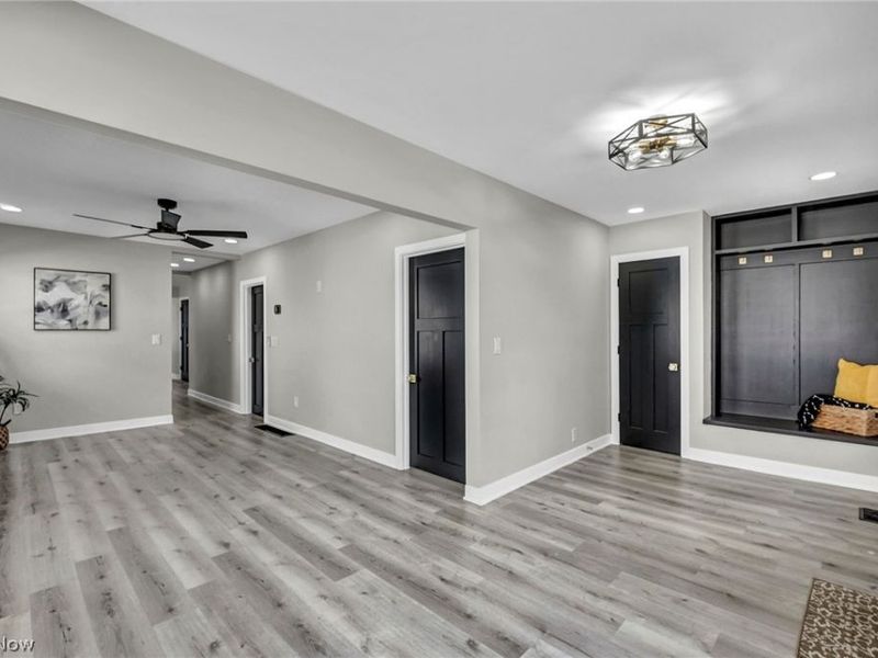 5857 Melody Lane, Mentor on the Lake, OH 44060 Photo 7