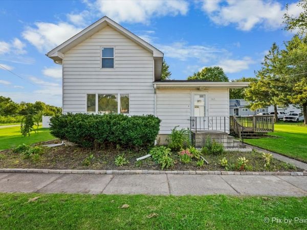 163 Wahlgren Avenue , Hinckley, IL 60520