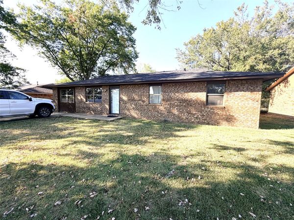 204 Northridge Terrace , Henryetta, OK 74437