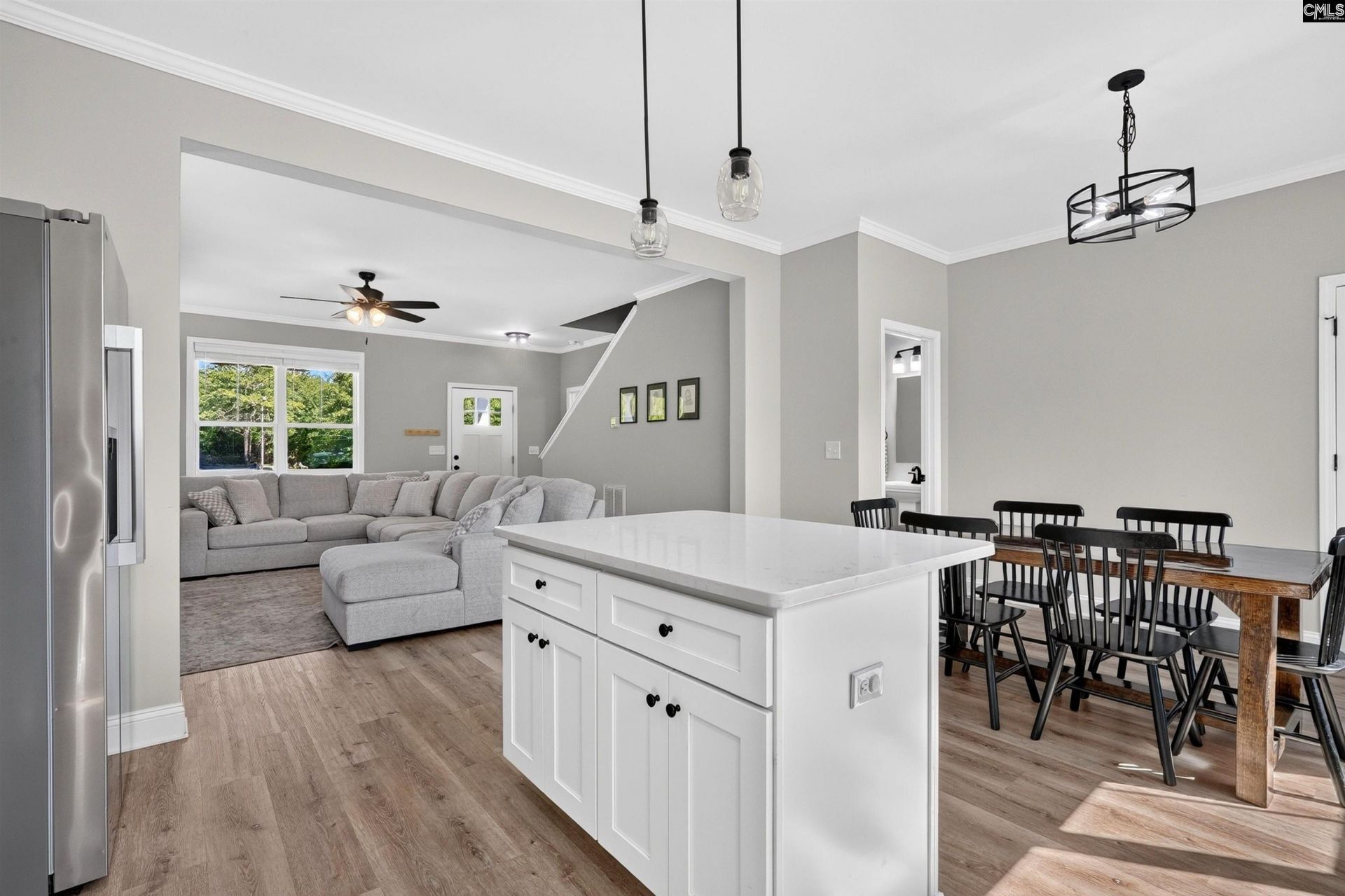 2215 Porter Road  Photo 4