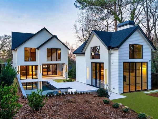 843 Yorkshire Road , Atlanta, GA 30306