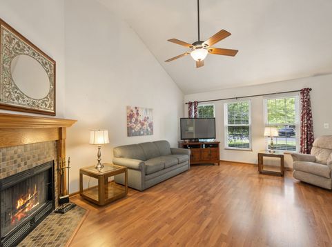 Main Photo