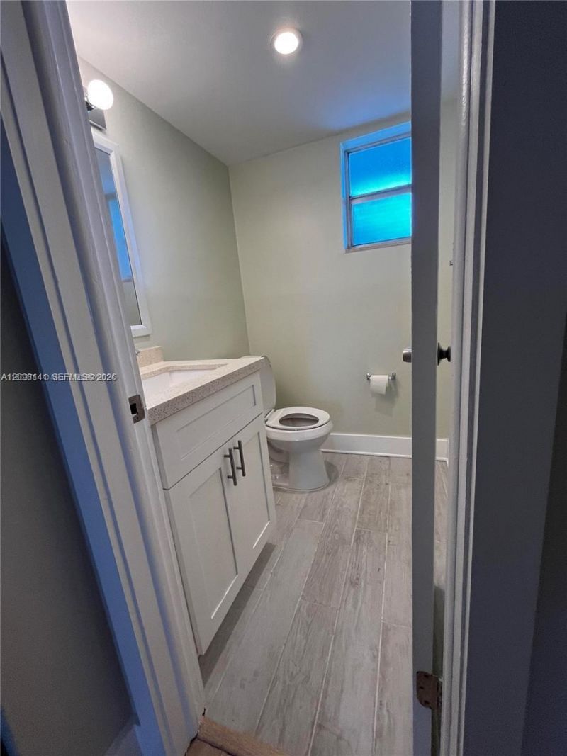 9357 Fontainebleau Blvd , Unit D304, Miami, FL 33172 Photo