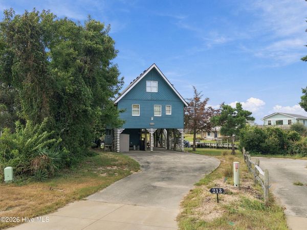 213 W Amberjack Court, Nags Head, NC 27959
