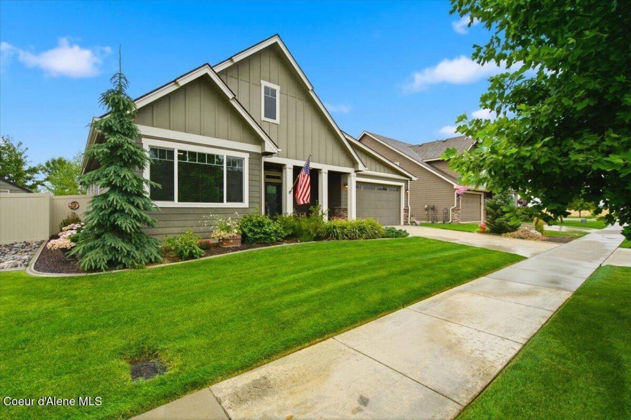 4821 E Alopex LN primary photo