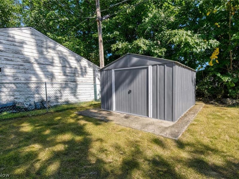 509 Monroe Boulevard, Painesville, OH 44077 Photo 32