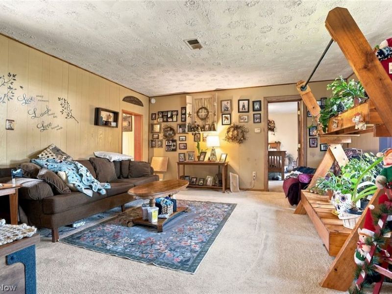185 Brady Street, Magnolia, OH 44643 Photo 11