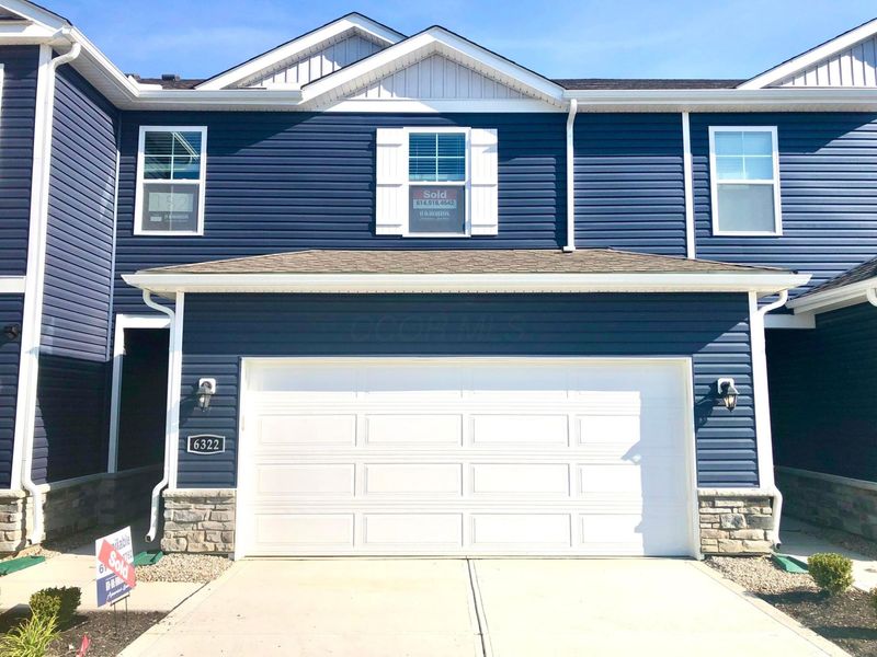 6322 Marinelli Drive S, Columbus, OH 43228 Photo 1