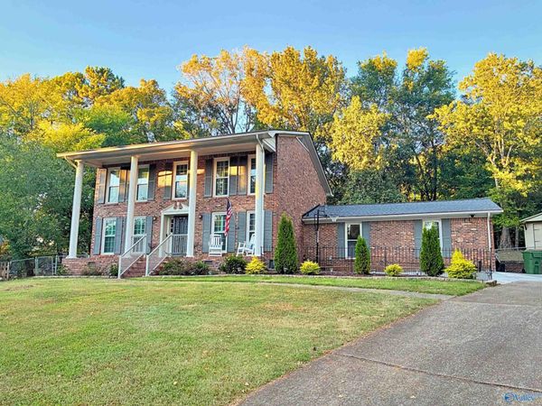 7801 Tea Garden Road SE, Huntsville, AL 35802