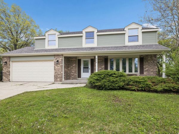 904 Iroquois Avenue , Naperville, IL 60563
