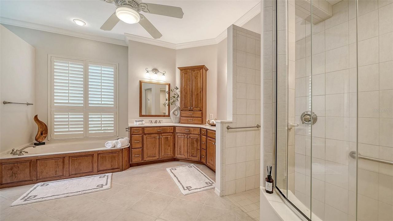 8105 Collingwood Court, University Park, FL 34201 Photo