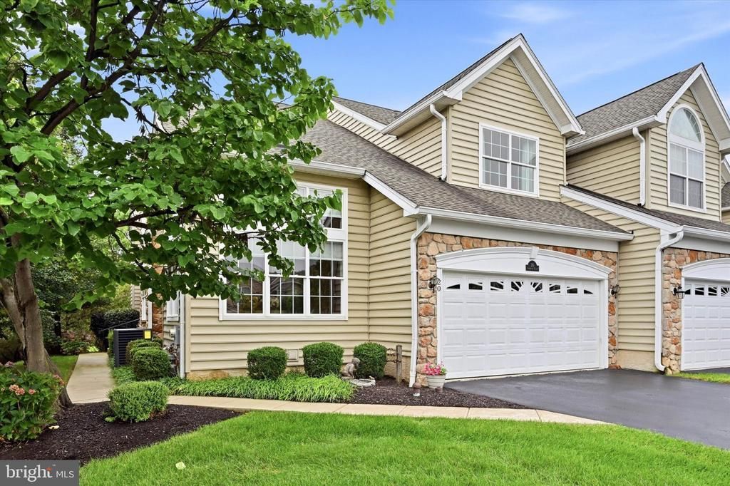 20 OAKBROOK COURT, MALVERN, PA 19355