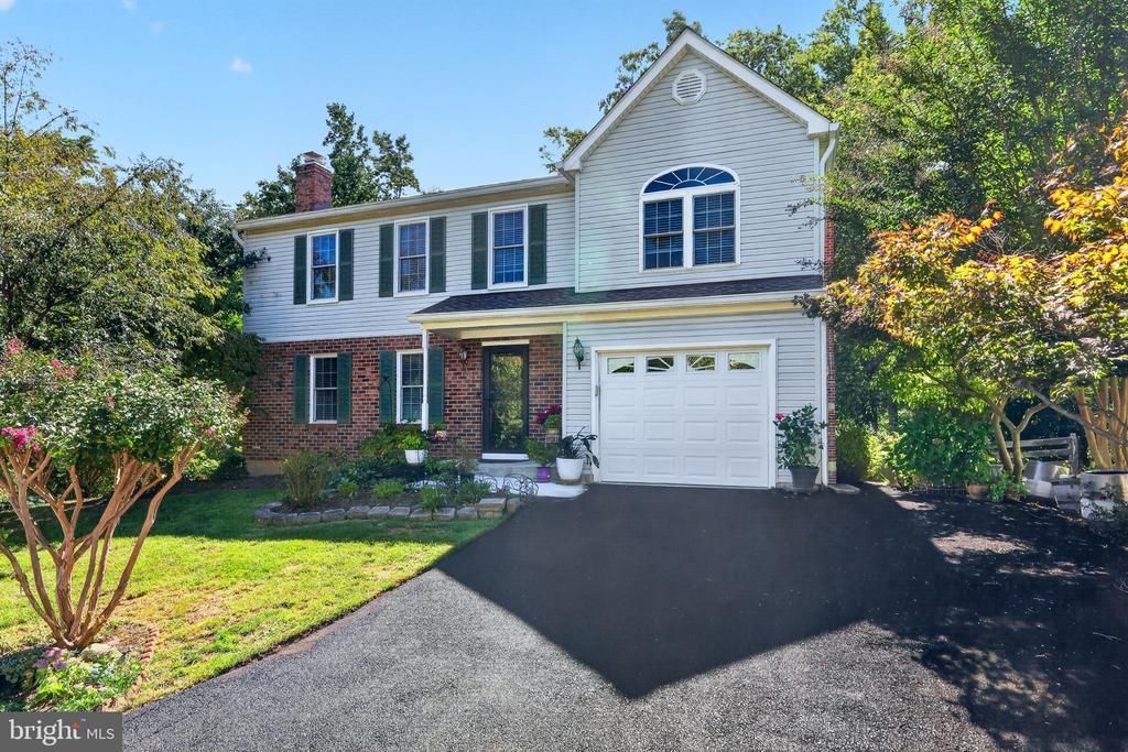 3517 HEPBURN COURT, BURTONSVILLE, MD 20866