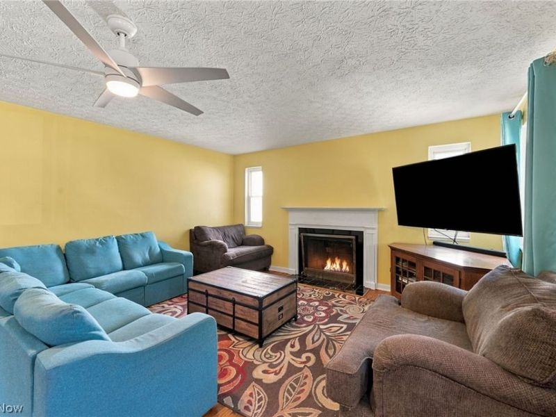 860 Meridian Street , Akron, OH 44310 Photo 7