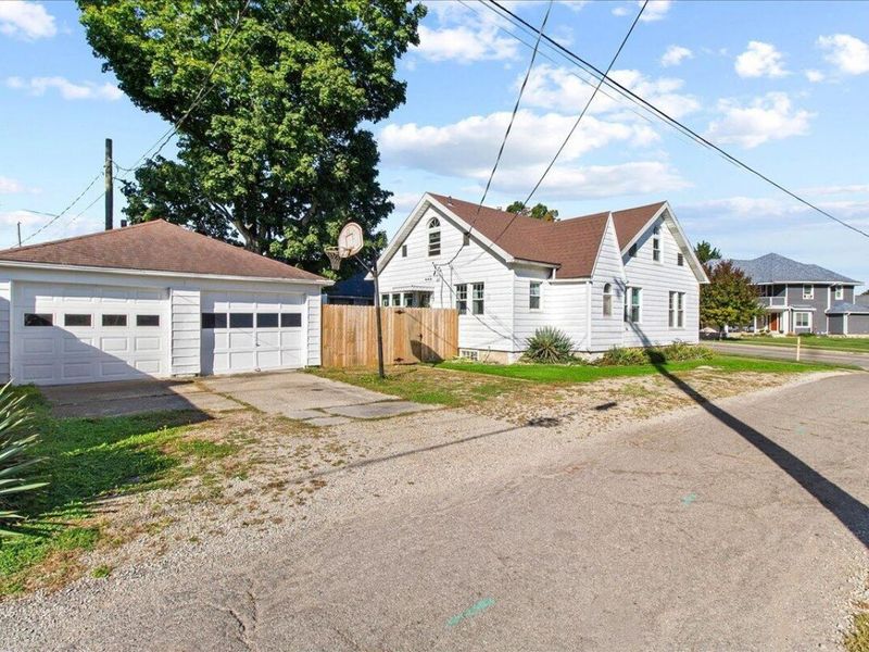 111 W Miami Street, De Graff, OH 43318 Photo 2