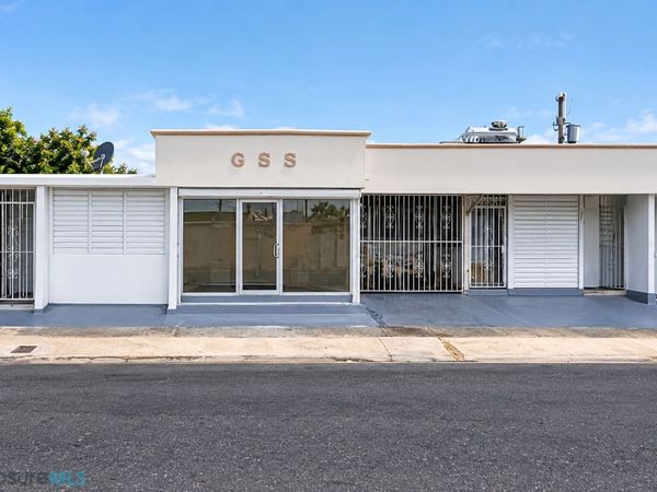 679 AVE GALICIA, Carolina, PR 00983