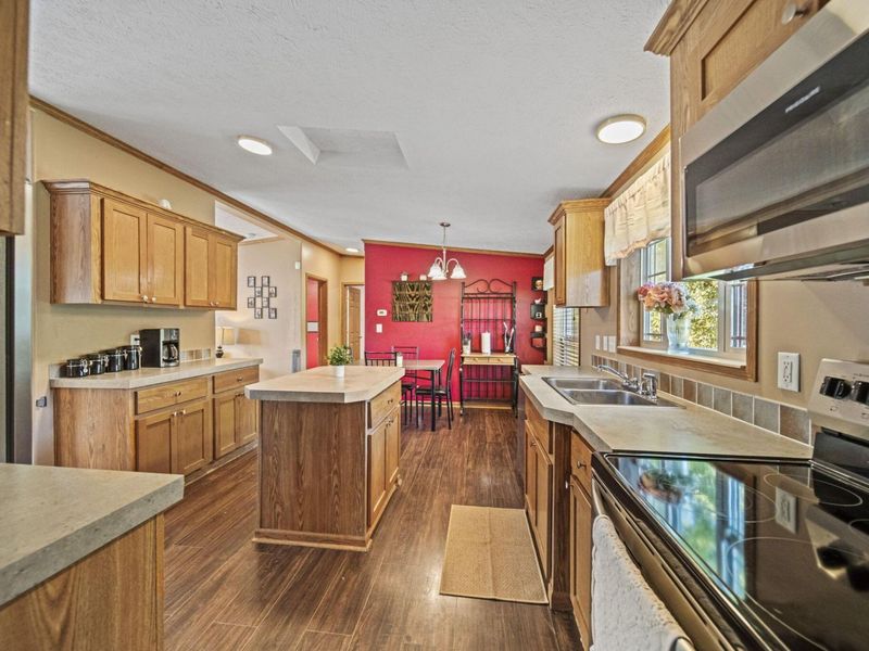 3393 Vigo Road, Chillicothe, OH 45601 Photo 4