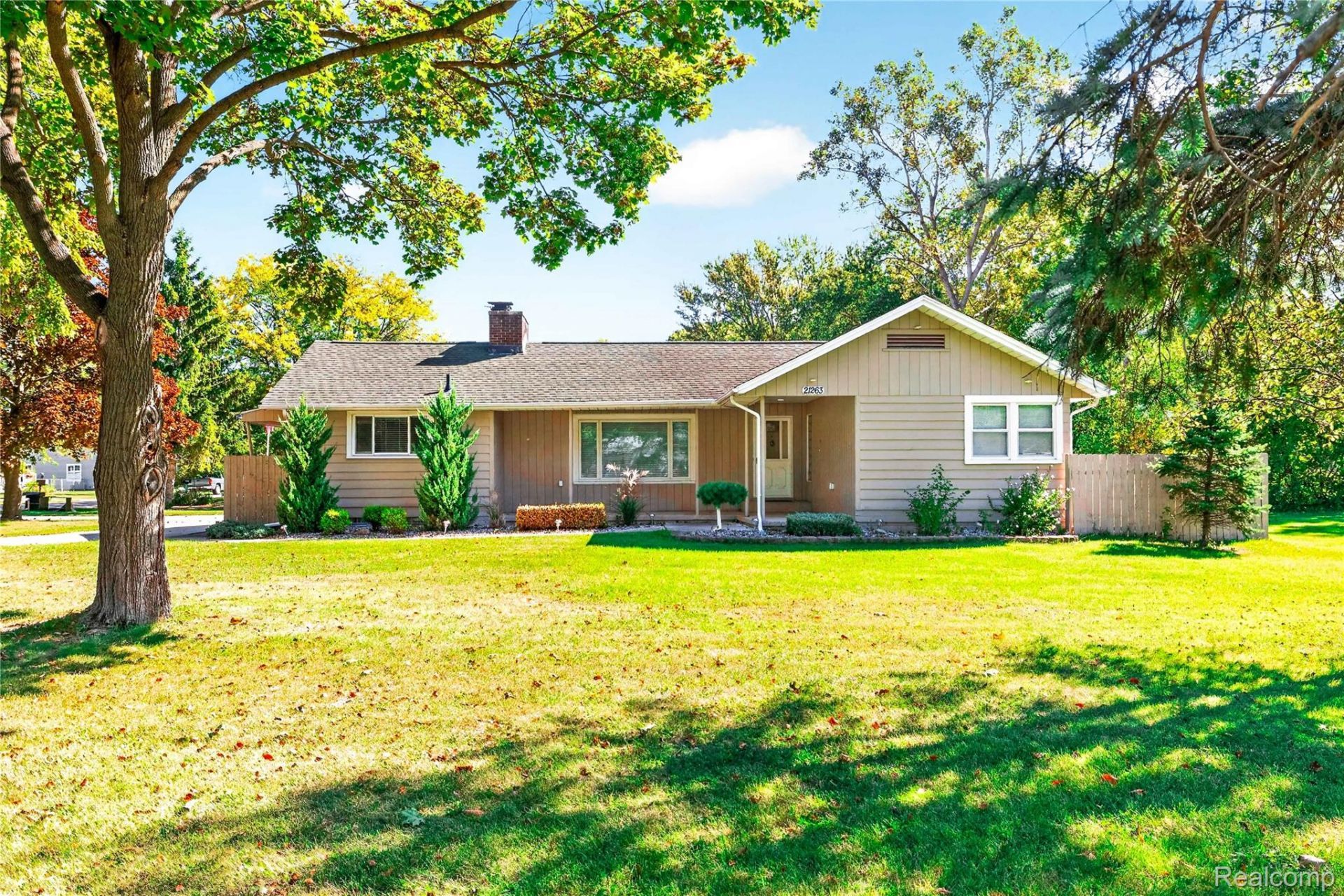 21263 Meridian Road, Grosse Ile Township, Mi 48138 Main Photo