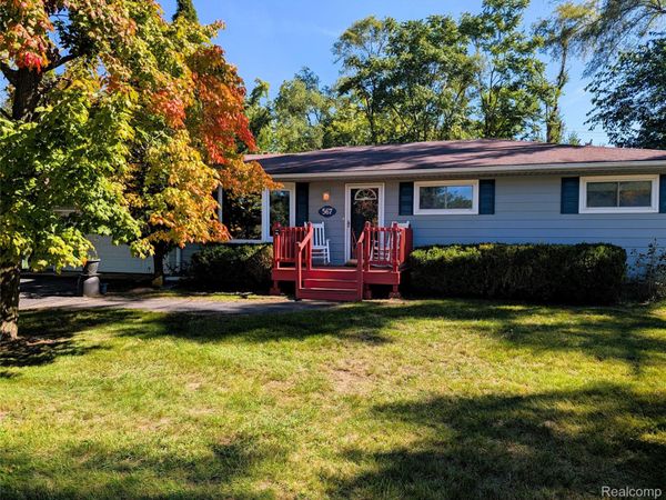 567 Pine Tree Road, Orion Township, Mi 48362