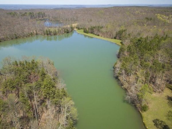 8 Long Mountain Trl , McMinnville, TN 37110