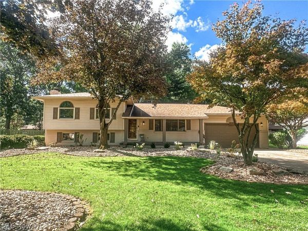 422 Bonnie Brae Avenue , Niles, OH 44446