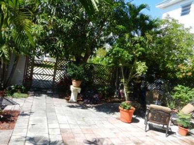 209 S Lakeside Drive, Lake Worth Beach, FL 33460 Photo