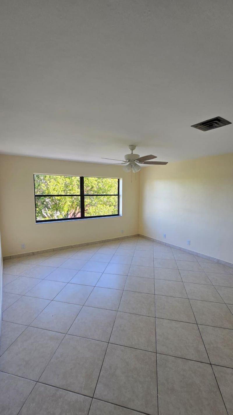 105 S Riverside Drive, Unit 304, Pompano Beach, FL 33062 Photo