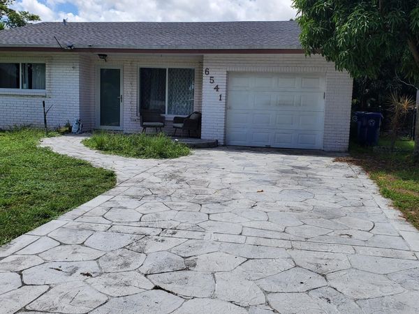 6541 NW 33RD Way, Fort Lauderdale, FL 33309