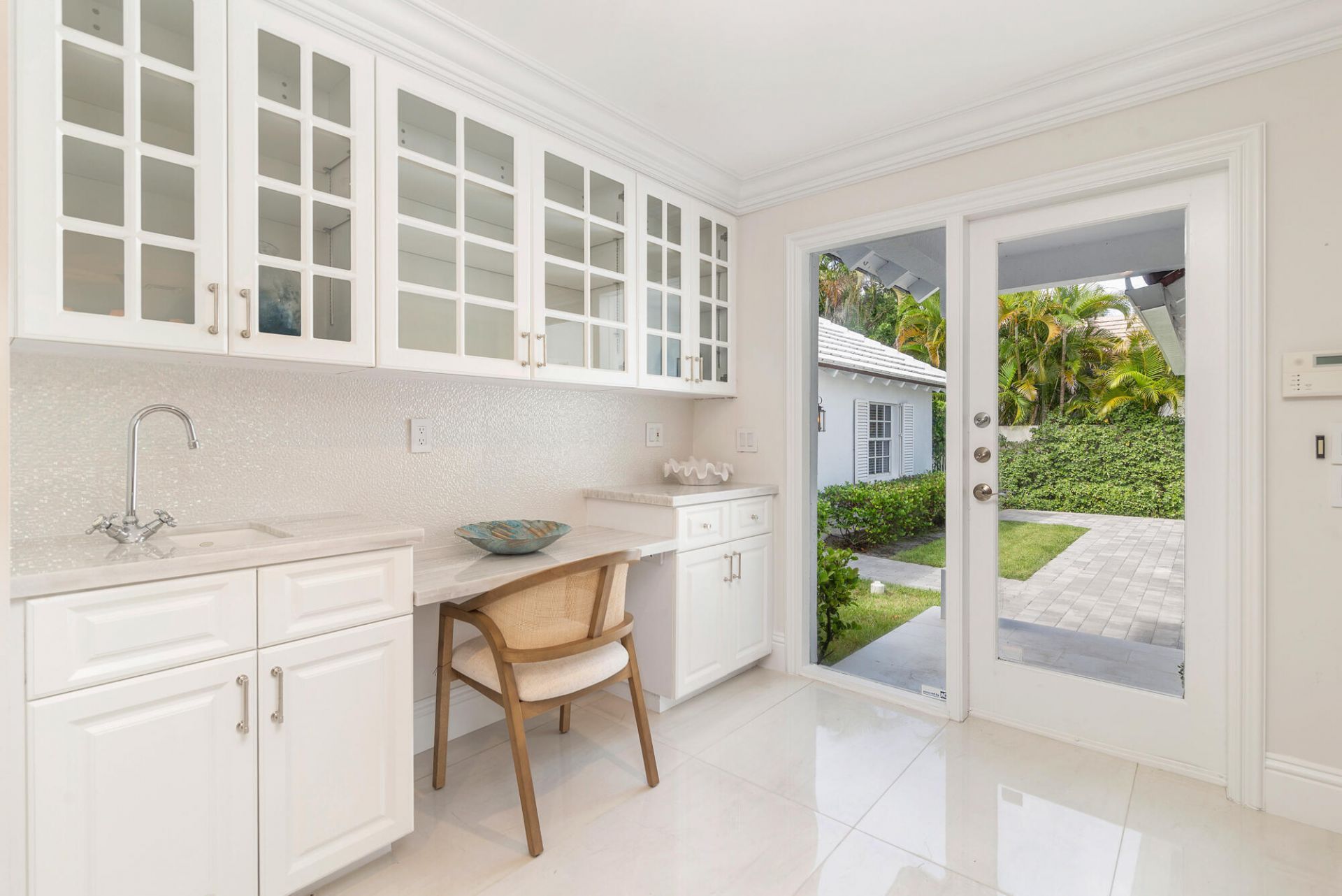 216 Bahama Lane, Palm Beach, FL 33480 Photo