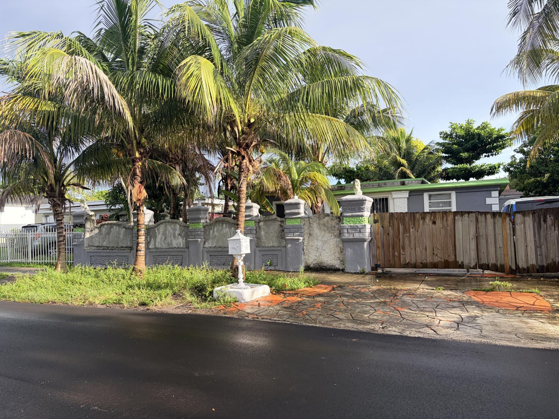 1450 NW 116th Terrace, Miami, FL 33167 Photo