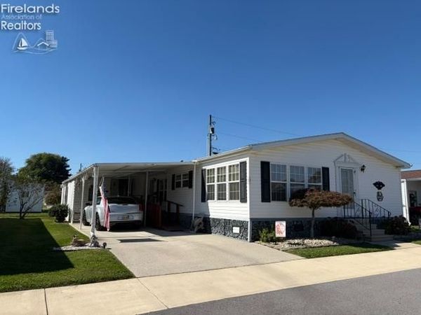 60 N SR 101, Unit 121, Tiffin, OH 44883