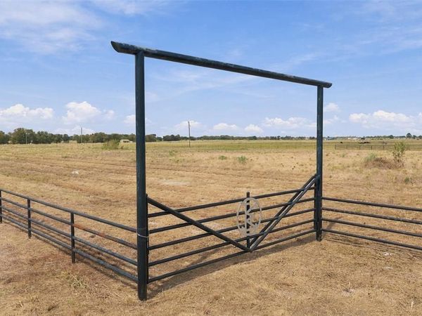 815 Fm 147 , Marlin, TX 76661