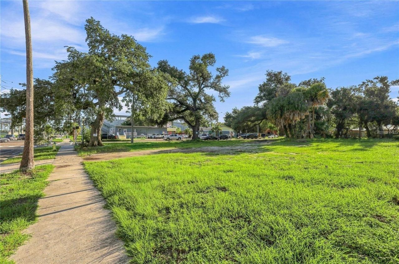 900 N Orange Avenue, Sarasota, FL 34236 Photo
