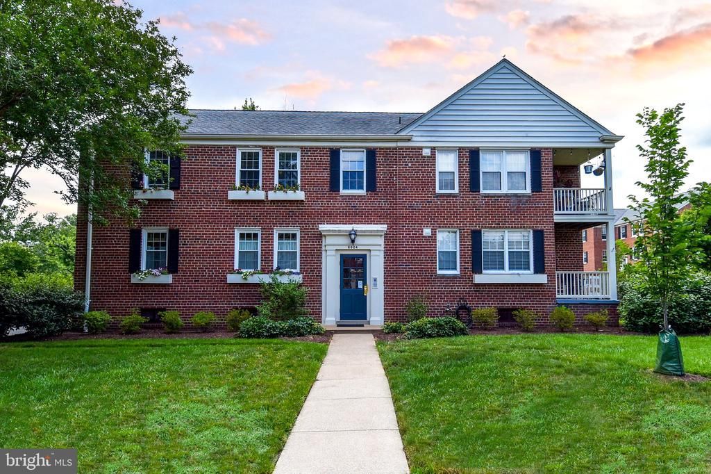 6624 E Wakefield Drive, Unit B1, Alexandria, VA 22307 Main Photo