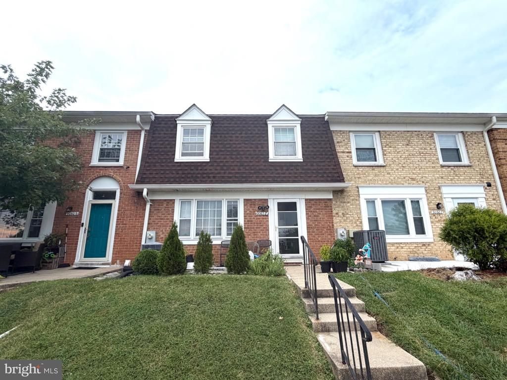 9060 MOONSHINE HOLW , LAUREL, MD 20723