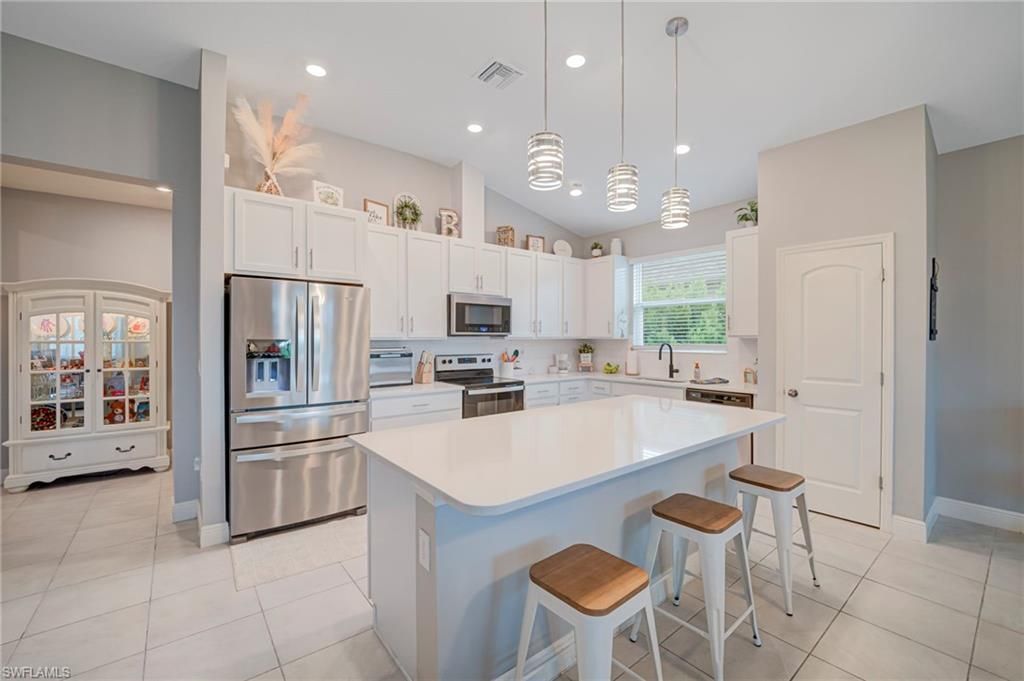 6664 Estero Bay Dr, Fort Myers, FL 33908 Photo