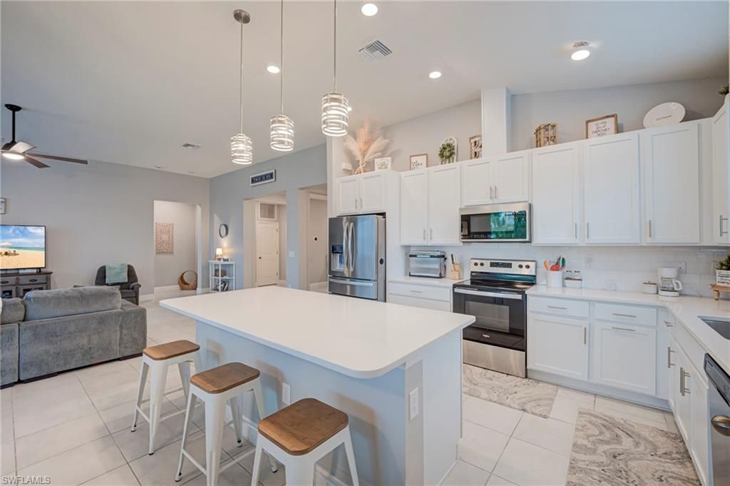 6664 Estero Bay Dr, Fort Myers, FL 33908 Photo