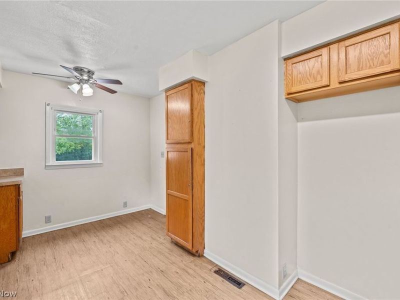 205 Center Road, Bedford, OH 44146 Photo 10