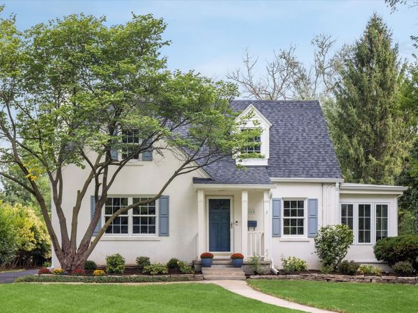 380 OAK Street , Glen Ellyn, IL 60137