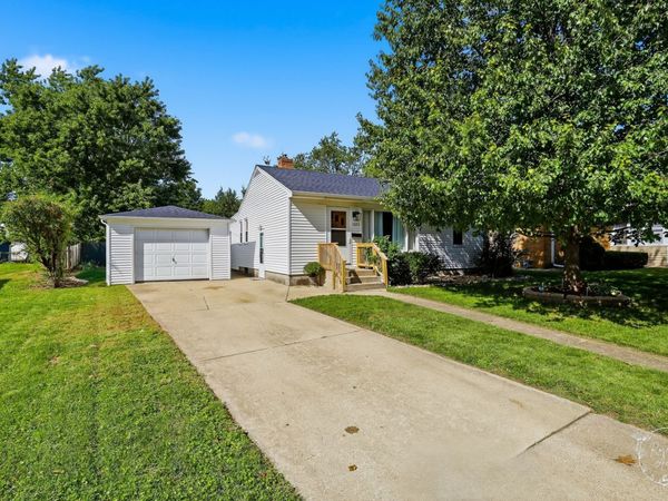 1051 Cook Boulevard , Bradley, IL 60915