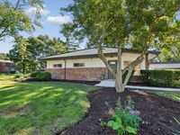 , La Grange Highlands, IL 60525 primary photo