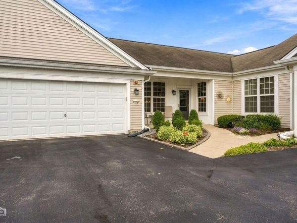 13607 Hemlock Road , Huntley, IL 60142