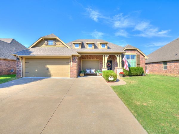 10542 N 121st East Avenue , Owasso, OK 74055