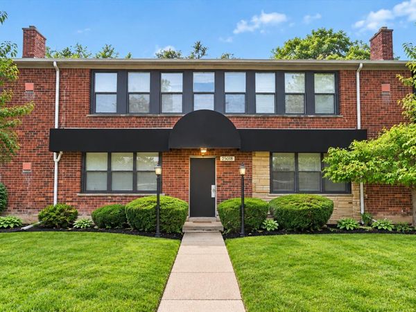 25749 Woodward Avenue, Unit 106, Royal Oak, MI 48067