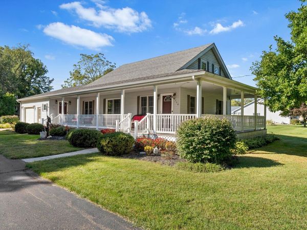 4750 N Coloma Road, Coloma, MI 49038