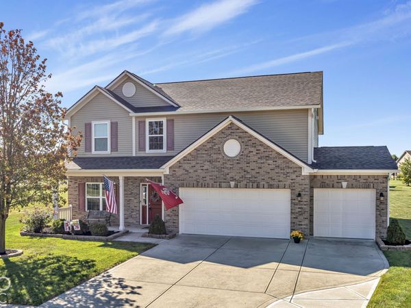 4621 W Dane Court, New Palestine, IN 46163