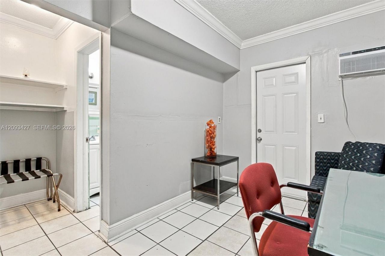 3301 W Flagler St, Miami, FL 33135 Photo