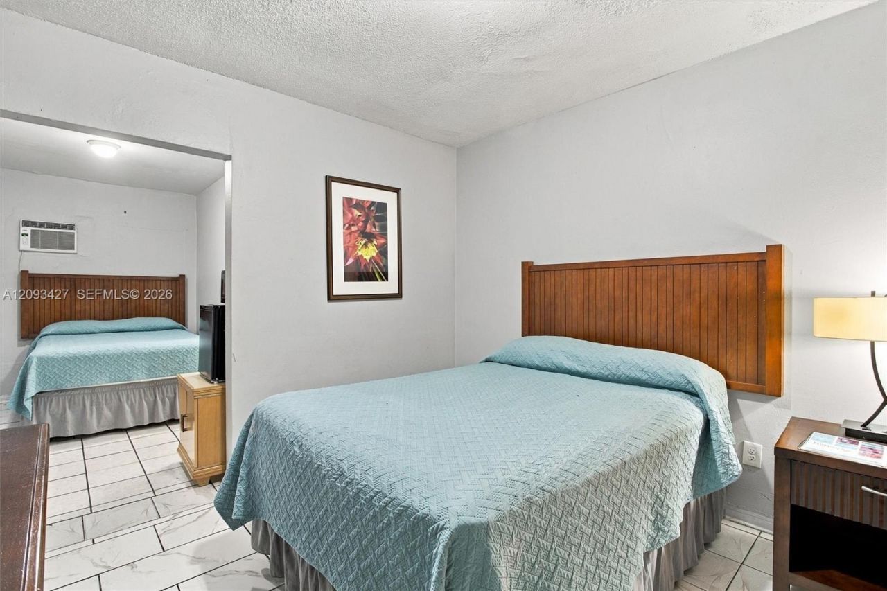 3301 W Flagler St, Miami, FL 33135 Photo
