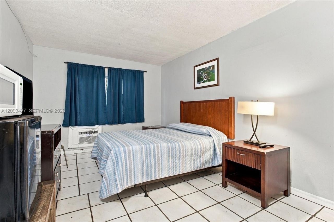3301 W Flagler St, Miami, FL 33135 Photo