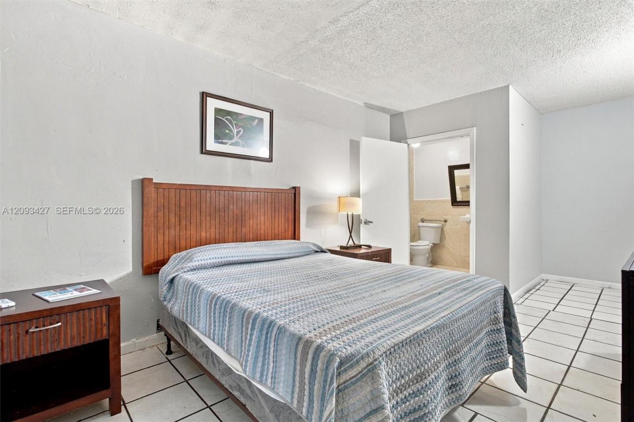 3301 W Flagler St, Miami, FL 33135 Photo